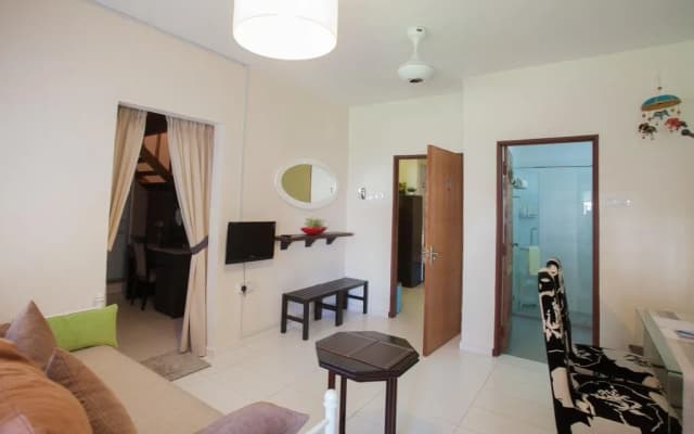 Driftwood Guest House - photo 5
