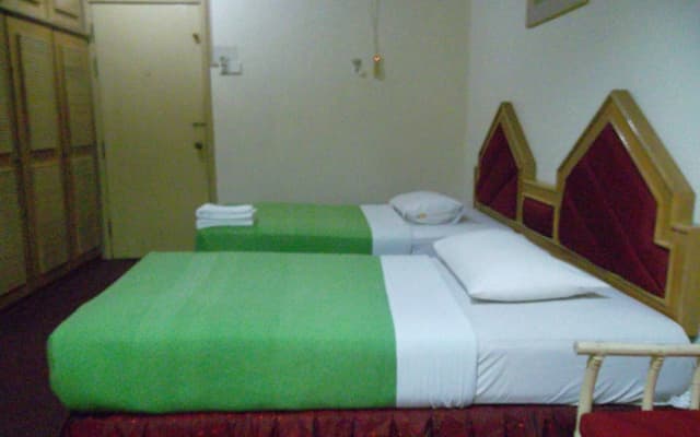 Temenggong Hotel - photo 2