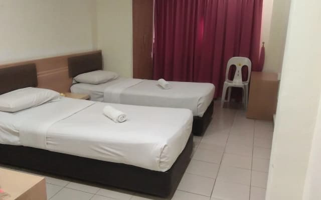 Dragon Inn Premium Hotel ( J.B) Sdn Bhd - photo 4
