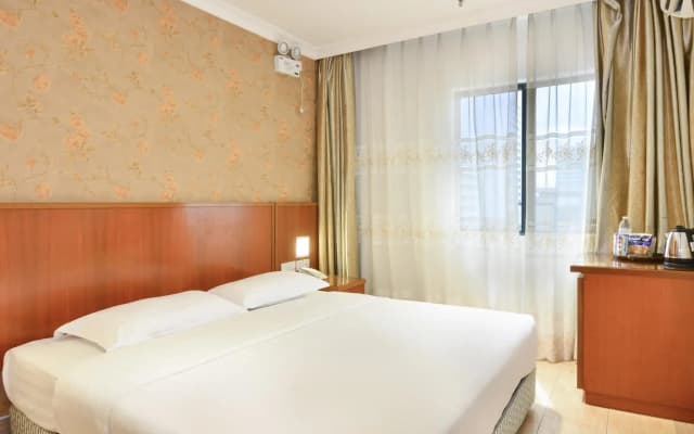 Cardogan Hotel - photo 5