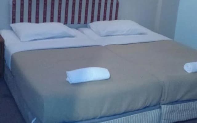 Royal Palms Hotel & Spa - photo 4
