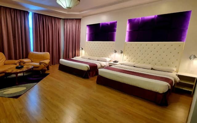 Smurf Inn Homestay - photo 4
