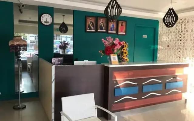 OYO 90487 K Threegod Hotel - photo 2
