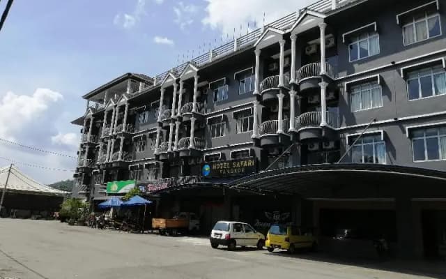 Safari Hotel by OYO Rooms - photo 5