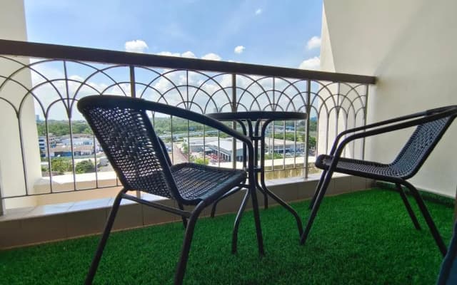 Adra Homestay, Danga Bay Apartment , JB town 3 rooms - photo 3