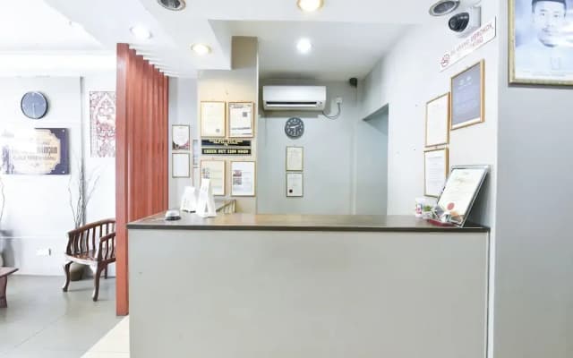 OYO 91052 Hotel Kenangan - photo 2