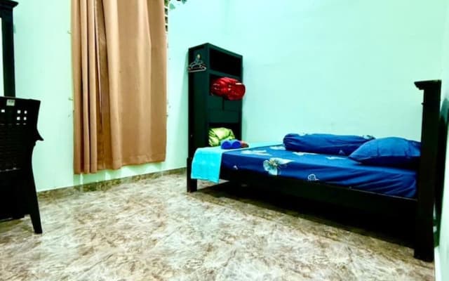 Homestay Selesa KPB Guest House - photo 4