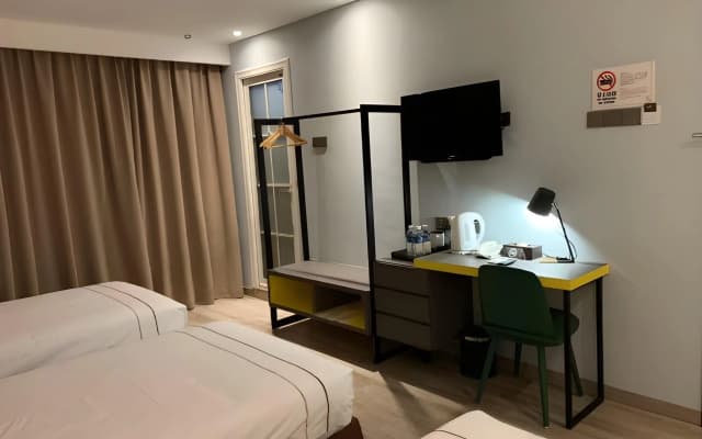 K Hotel - photo 5