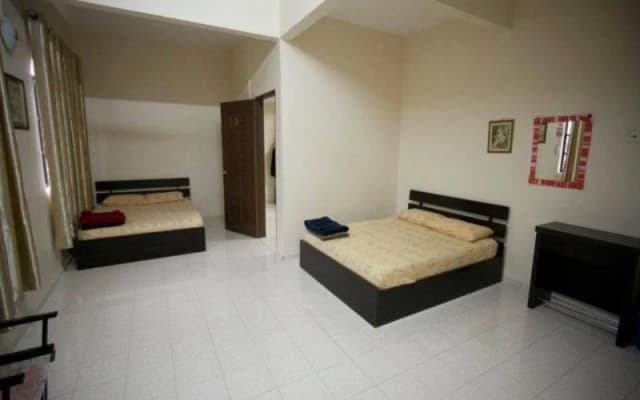 Muar Warni Villa 8 - photo 2