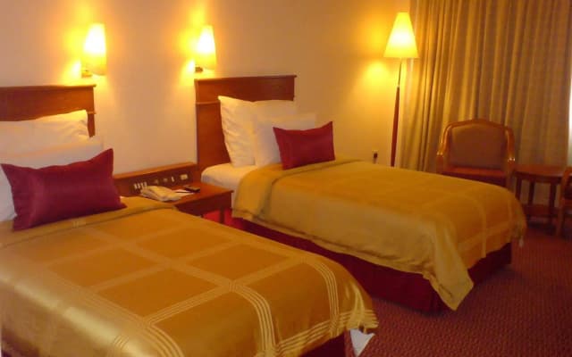 Hotel Grand Continental Kuala Lumpur - photo 4