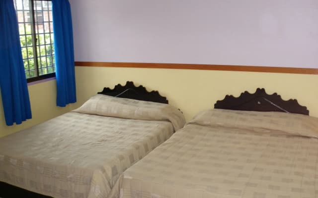 Lumut Villa Inn - photo 4