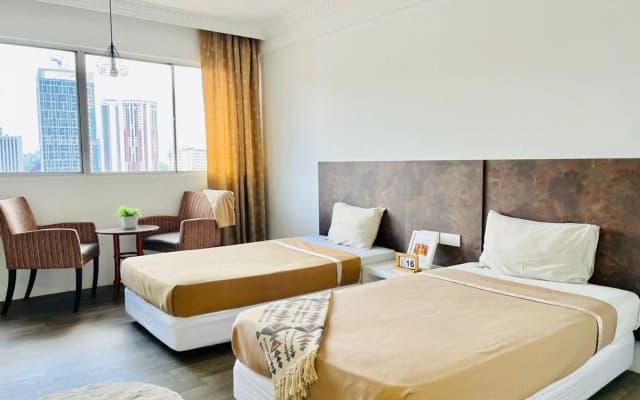 M1 City Center Hotel & Suites - photo 5