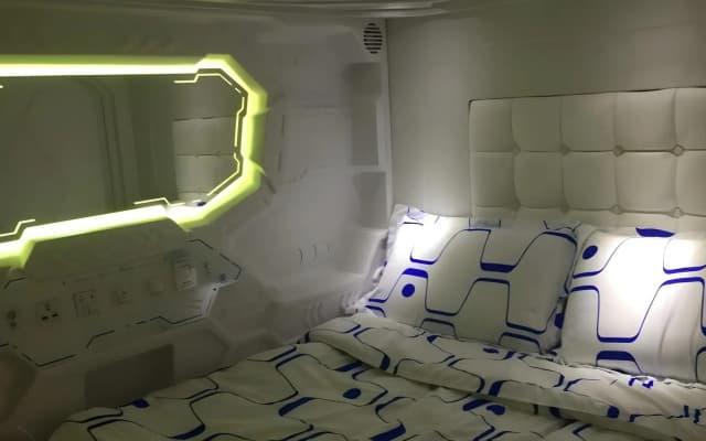 Space Capsule Hotel - photo 2