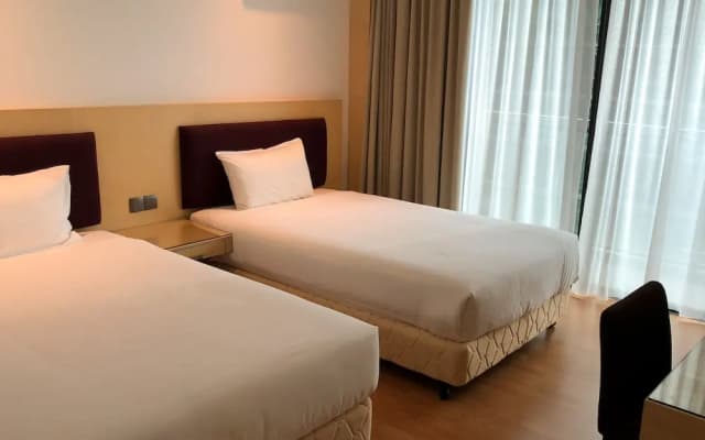 Luco | Apartments @ Imperial Suites - photo 3