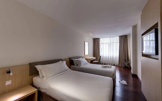 Rocana Hotel - photo 3