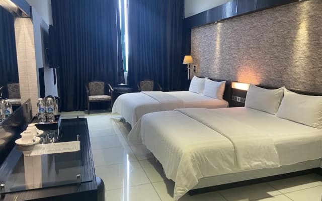 Hotel O Tong Villion Hotel - photo 2