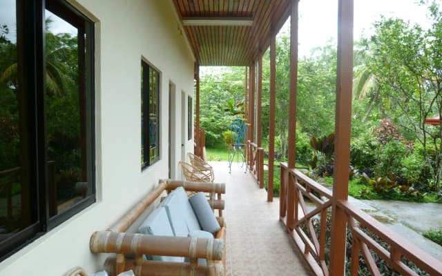 Slagon Homestay - photo 5