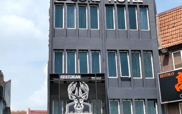 The Core Hotel - photo 4
