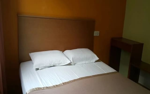 OYO 89557 Welcome Inn - photo 3