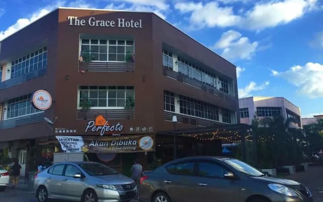The Grace Hotel - photo 4