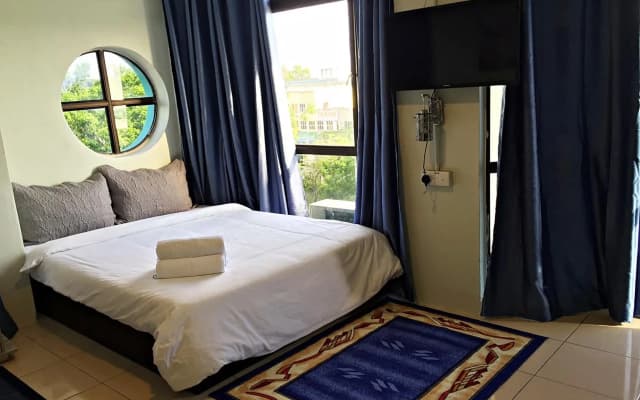 Milvus Hotel - photo 5