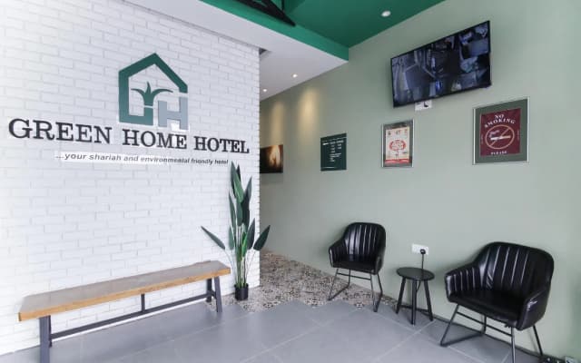 OYO 90399 Green Home Hotel (syariah) - photo 3