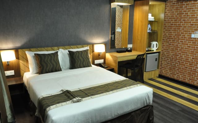 Valya Hotel - Kuala Terengganu - photo 4