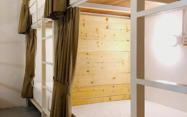Cozy Hostel - photo 4