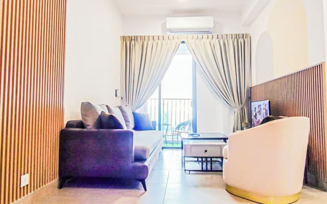 Mall Suite at Sunsuria Forum by HCK - photo 2