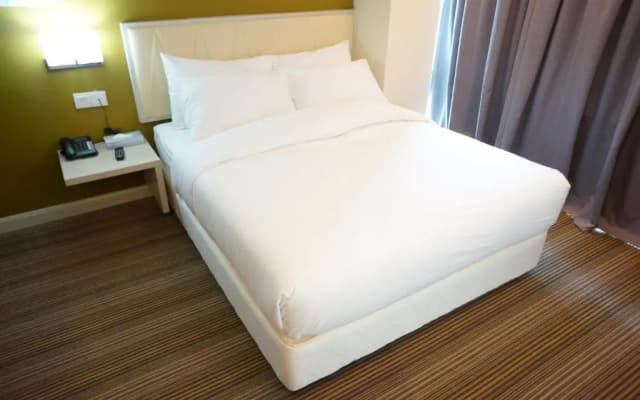 Kosma Business Hotel - photo 3