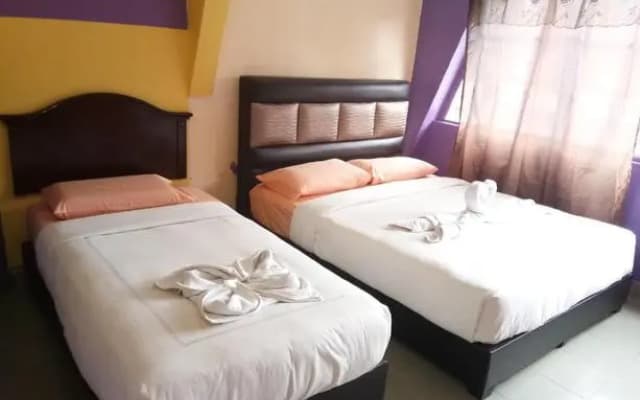 Harmony Inn Hotel - photo 3