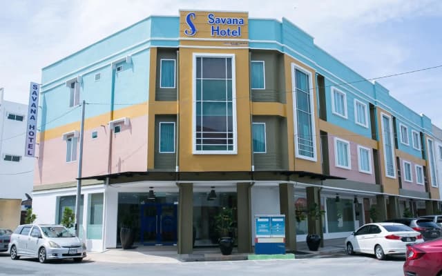 Savana Hotel & Serviced Apartments - photo 3
