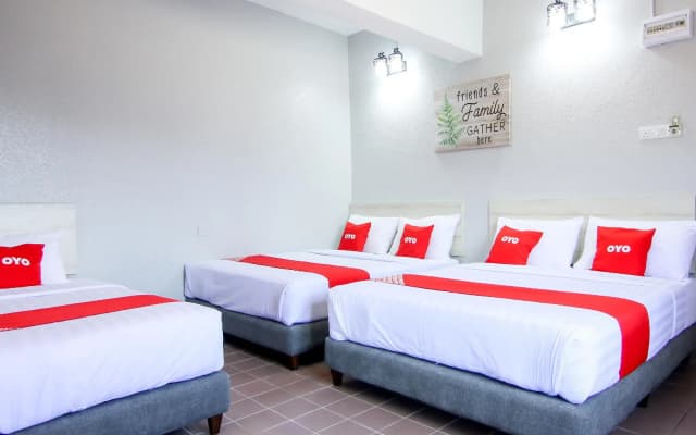 Lotus Inn Hotel - photo 3