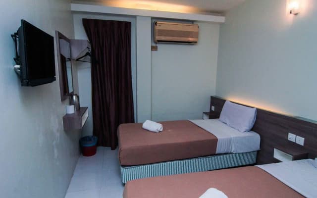 Qish Hotel - photo 5