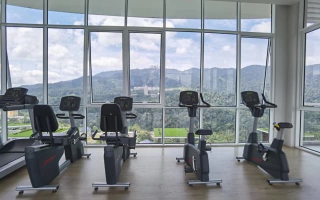 Windmill Upon Hill - Luxurious Sky Villa - 360SkyPool - Heated Pool - Mountainous Genting View - Genting Highland by YourEasyStay - photo 2