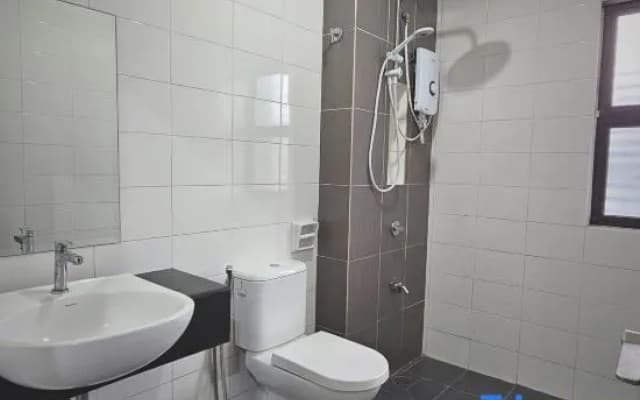 H+M Residence II [3km] to Setia City Convention - photo 4