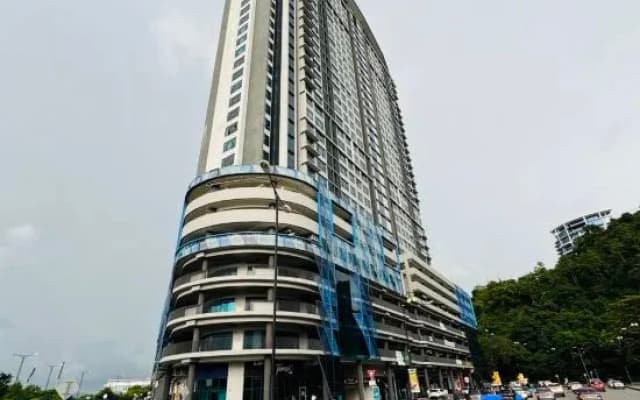 JQ#05 City View Slide LoftBed 2R1B 5Pax Near Suria Mall, Gaya St, Sicc - photo 3