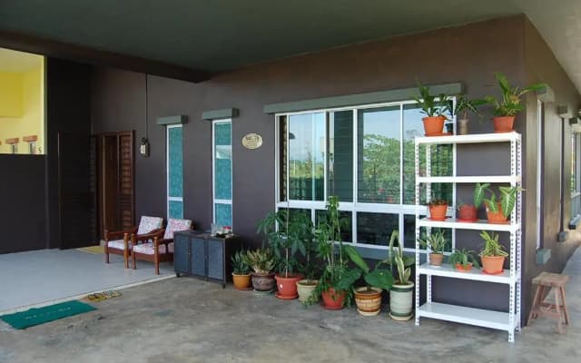 Marco Polo Rest House - photo 2