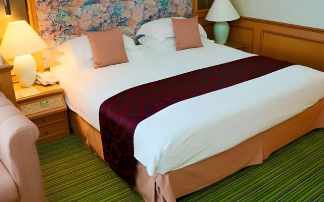 Grand Palace Hotel - photo 5