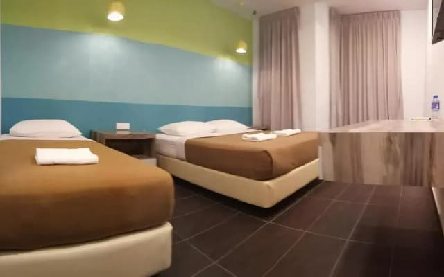 Muar Homestay (Comfort Homestay) - photo 2