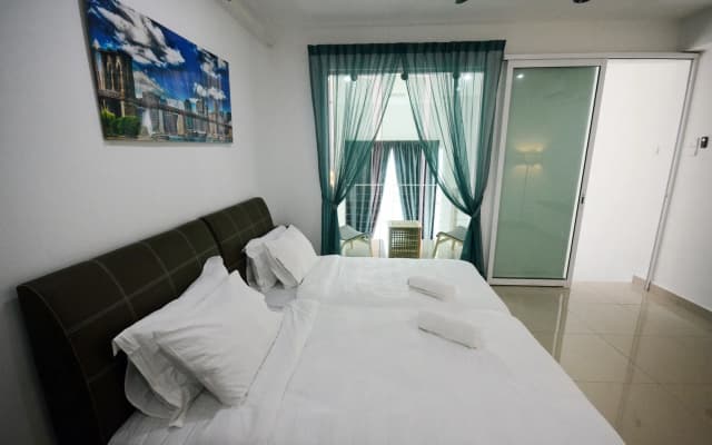S-Suites at Scott Garden - photo 2