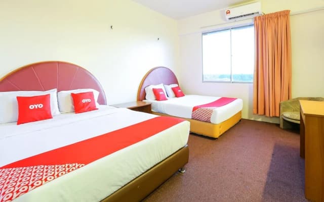 Hotel Mandarin Inn by OYO Rooms - photo 2
