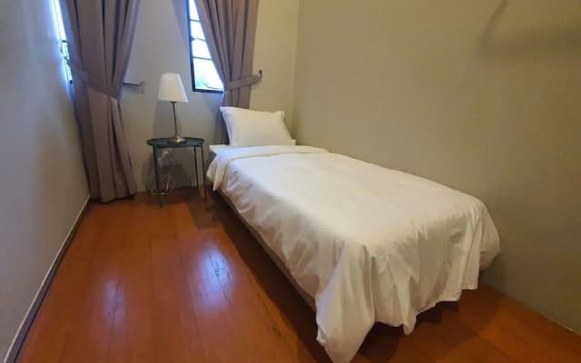 No33 Mandalay House near Gleneagles Island Northern Heart Loh Guan Lye Hospital - photo 4