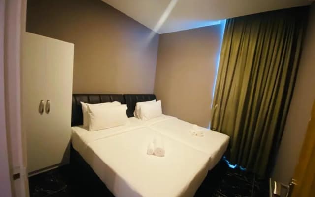 Stirling Suites Hotel & Serviced Apartment - photo 4
