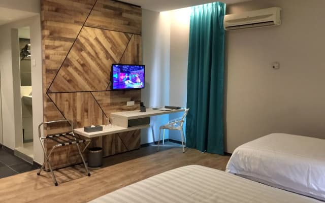 G5 Hotel & Serviced Apartment - photo 2