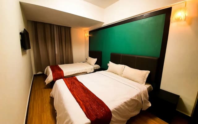Warisan Hotel - photo 4