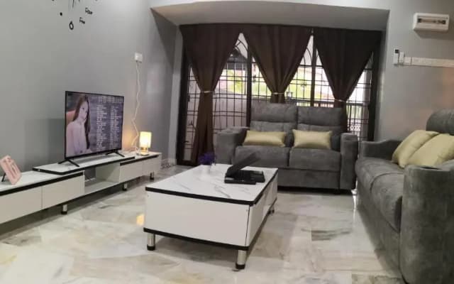 TB HOMESTAY Tasek klebang(taman bertuah) 10pax wifi - photo 3