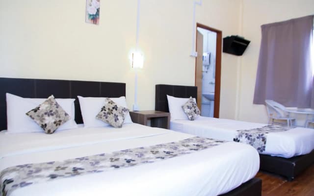 OYO 703 Myra Hotel - photo 3