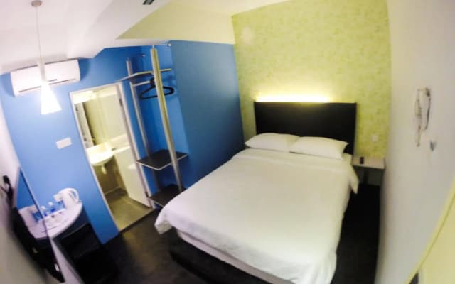 Eiffel Hotel Kelana Jaya - photo 5