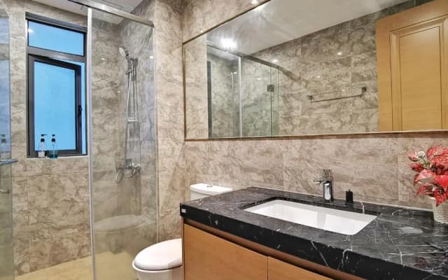 Yussy 4Bedroom Condo at R&F Princess Cove - photo 2
